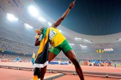 莱万多夫斯基重返赛场，出色发挥首场状态出色，拜仁观众沸腾！气势如虹延续