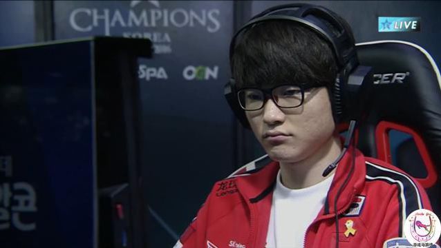 Faker迎来三赛季高光表现，篮网球迷沸腾！
